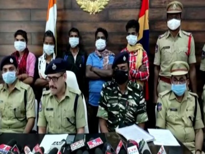 Telangana: Five Naxals surrender in Bhadradri Kothagudem | Telangana: Five Naxals surrender in Bhadradri Kothagudem