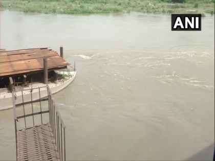 Water level of Delhi's Yamuna river at 204.26 m | Water level of Delhi's Yamuna river at 204.26 m
