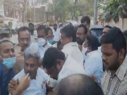 Andhra Pradesh: TDP leaders taken into custody for staging protest against arrest of MLC P Ashok Babu | Andhra Pradesh: TDP leaders taken into custody for staging protest against arrest of MLC P Ashok Babu