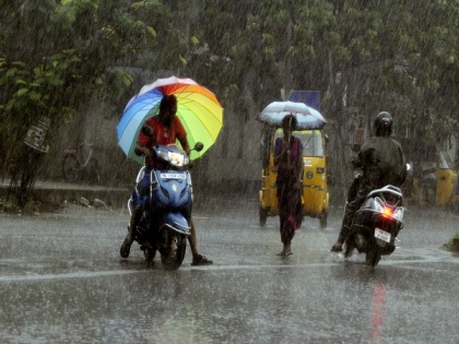 Many districts in Gujarat, Maharashtra likely to receive rainfall over next two days: IMD | Many districts in Gujarat, Maharashtra likely to receive rainfall over next two days: IMD