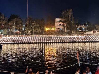 Madhya Pradesh: Ujjain lights up with 21 lakh lamps on Maha Shivratri | Madhya Pradesh: Ujjain lights up with 21 lakh lamps on Maha Shivratri