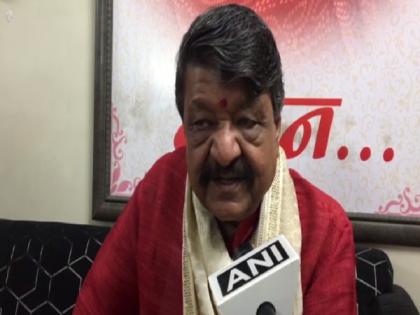 Kailash Vijayvargiya welcomes Dhami's decision to implement Uniform Civil Code in Uttarakhand if re-elected | Kailash Vijayvargiya welcomes Dhami's decision to implement Uniform Civil Code in Uttarakhand if re-elected Kailash Vijayvargiya welcomes Dhami's decision to implement Uniform Civil Code in Uttarakhand if re-elected | Kailash Vijayvargiya welcomes Dhami's decision to implement Uniform Civil Code in Uttarakhand if re-elected