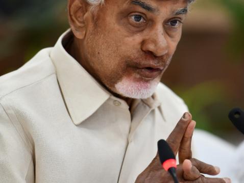 'Andhra a victim to Jagan govt's indiscreet decisions': Chandrababu 'Andhra a victim to Jagan govt's indiscreet decisions': Chandrababu