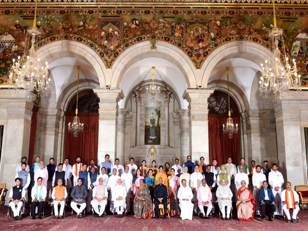 Mansukh Mandaviya to be new Health Minister, Pradhan gets ...