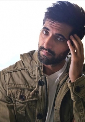Akshay Oberoi on 'Fighter': My character is a tribute to real life heroes |  