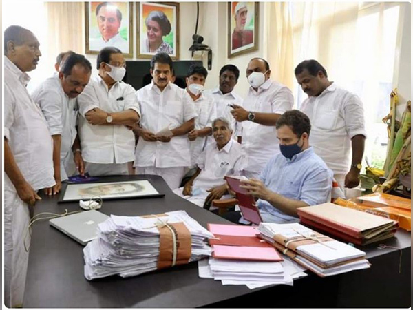 Rahul Gandhi office vandalism case: 4 Congress workers arrested |  www.lokmattimes.com