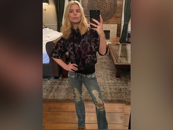 Jessica Simpson bids goodbye to her 30s 