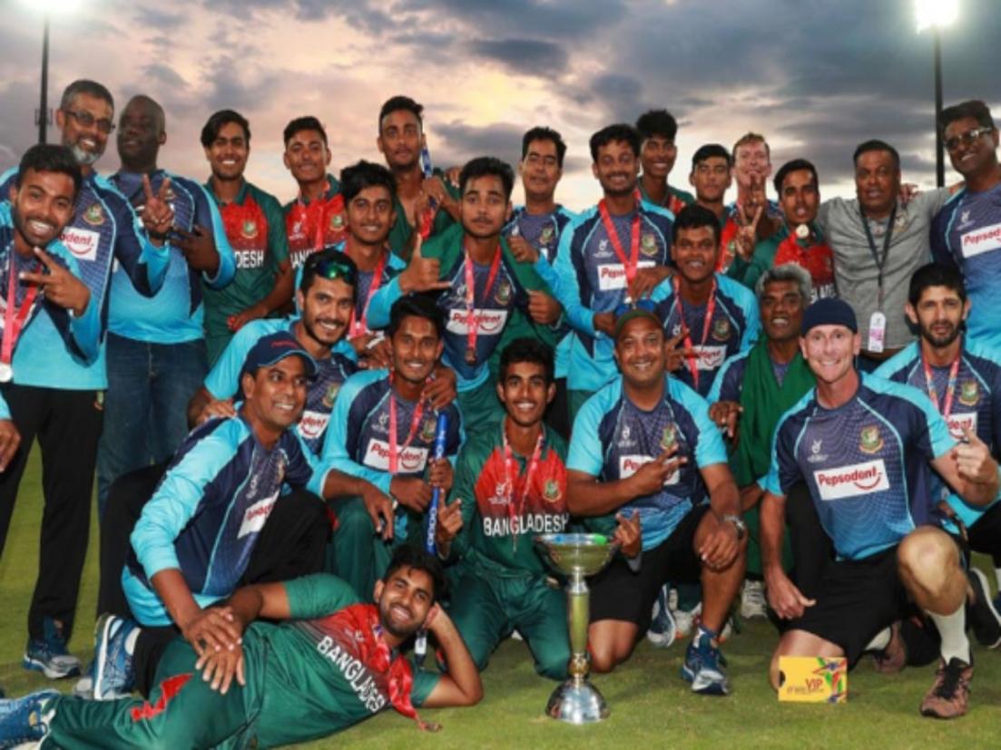 U19 World Cup Harbhajan Singh Kamran Akmal Viv Richards Congratulate Bangladesh On Maiden World Cup Victory English Lokmat Com