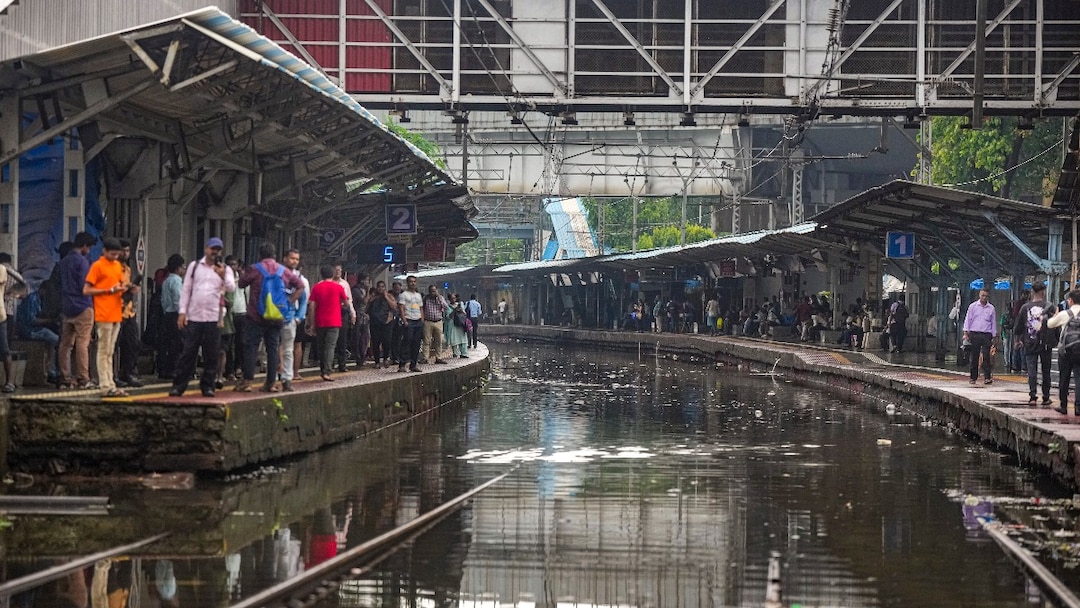 Mumbai Weather Update: City Police Issue Advisory Amid Heavy Rainfall ...