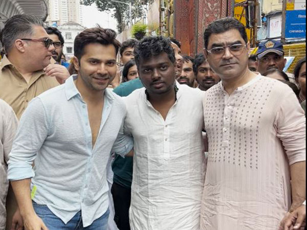 Varun Raja Lalbaugcha Raja 2024: Varun Dhawan and Director Atlee Visit Mumbai's ...