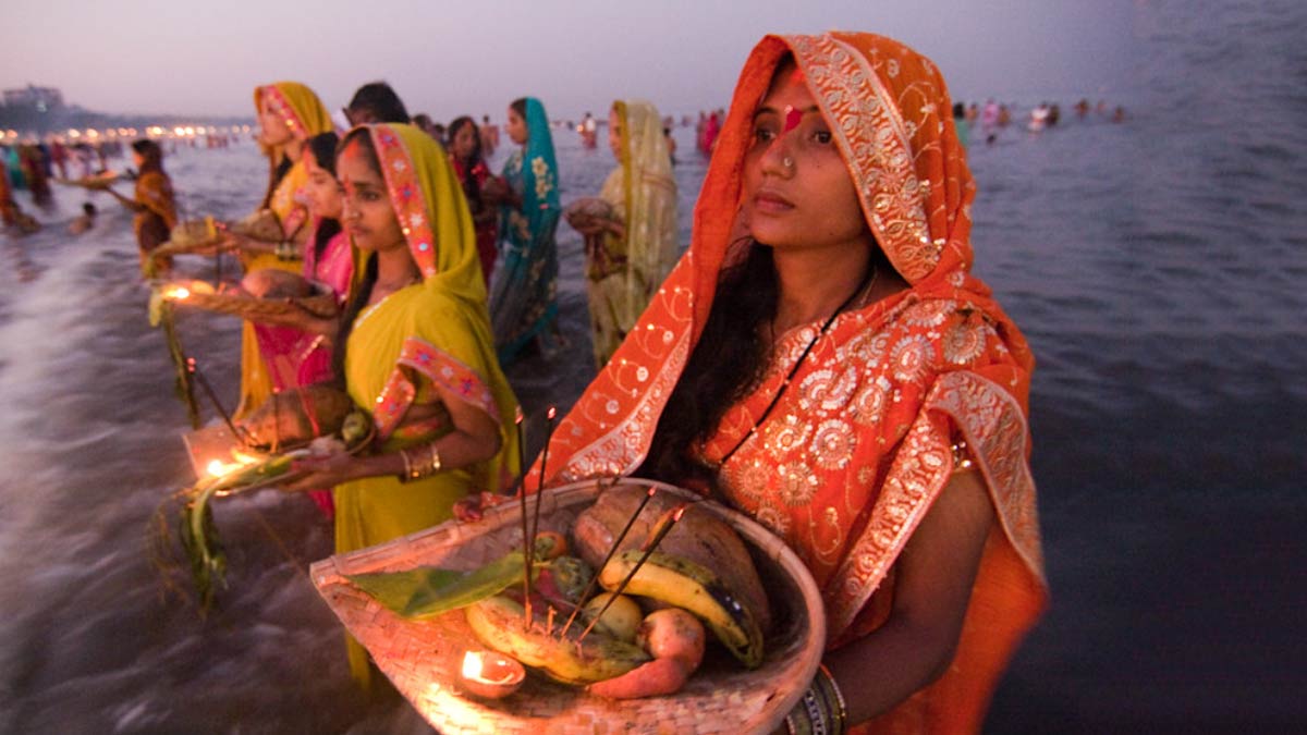 Chhath Puja 2024 Celebrations Boost Mumbai's Economy; Trade Expected