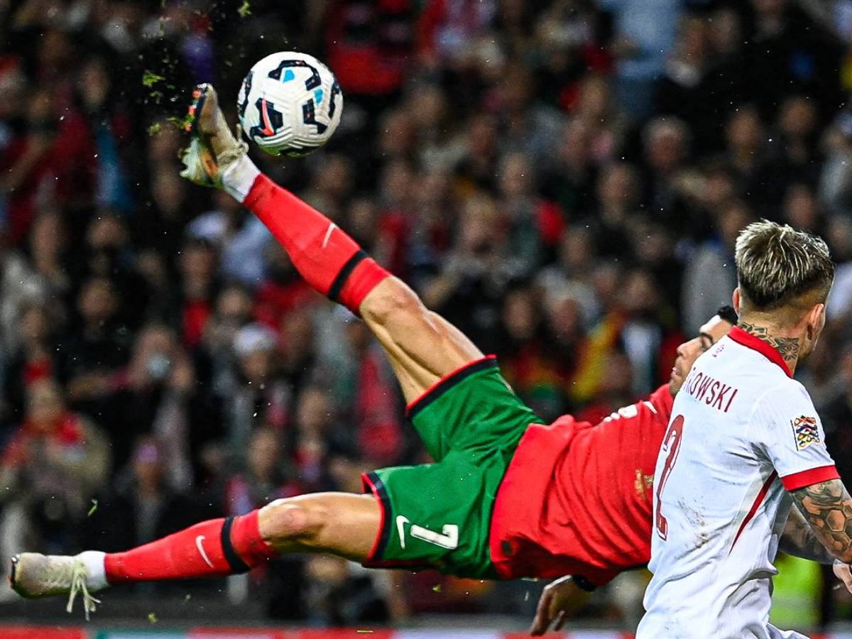 Cristiano Ronaldo Bicycle Kick Video Al Nassr Star Sends Portugal to UEFA Nations League