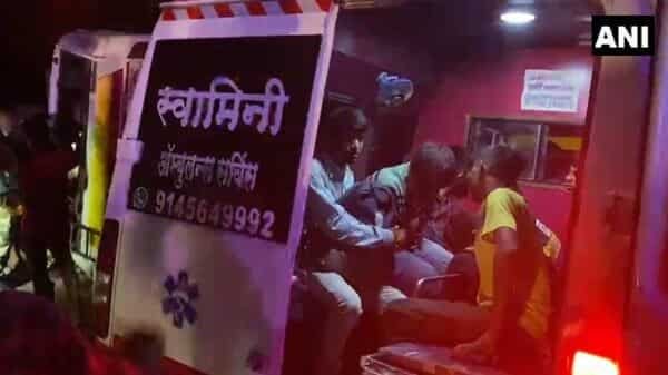 Maharashtra: 2 students dead, several injured after school bus ...