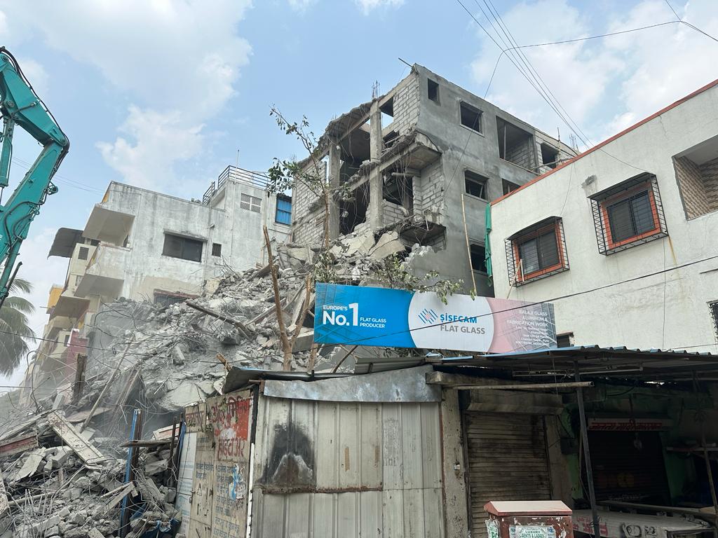 Pune: PMC takes action against illegal construction and encroachments ...