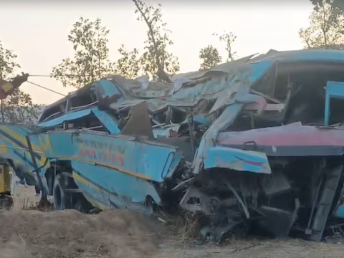 Gujarat Tragedy: Bus Carrying Pilgrims Falls into Gorge, 7 Killed and ...