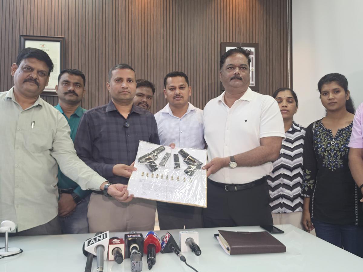 Mumbai Crime: UP Gangster Held in Sakinaka Hotel With Two Pistols, 10 Live Rounds