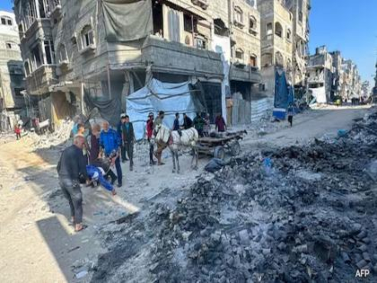 Hanoun Gaza Airstrikes: Entire Family Killed, Young Boy Sole Survivor in Beit ...