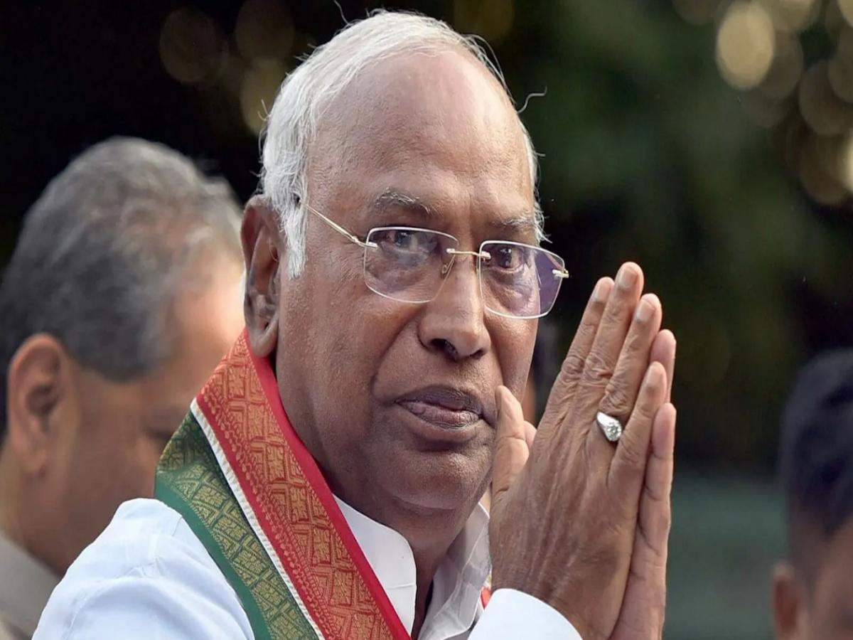 ‘Don’t Get Intimated,’ Says Congress Chief Mallikarjun Kharge to ...