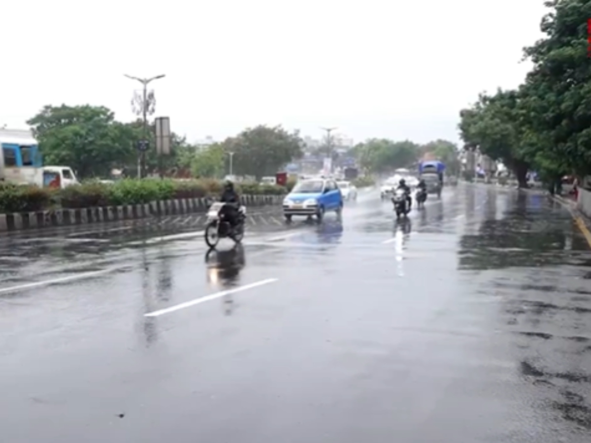 Maharashtra Weather Update: Heavy Rain Likely for Next 72 Hours; Red Alert for Pune Ghats, Orange Alert in Thane, Raigad