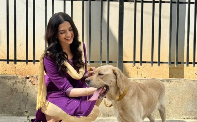 'A Little Kindness Can Save Lives': Kashika Kapoor Appeals to Citizens to Care for Street Dogs During Rainy Season