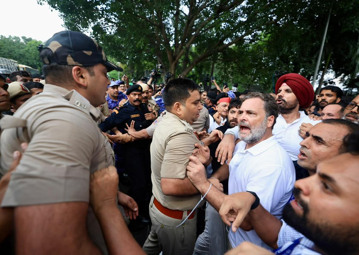 Rahul Gandhi Released After Detention During Protest Near PM Modi's Residence (VIDEO)