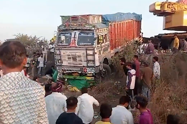 Rajkot Accident: 5 Killed as Truck Collides with Auto-Rickshaw Near ...