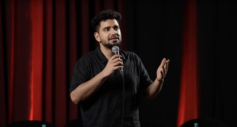 India’s Got Latent: Samay Raina Takes a Jab at Ranveer Allahbadia at Canada Show Says, “You Might Expect Me To Say Something Really Funny’ – www.lokmattimes.com