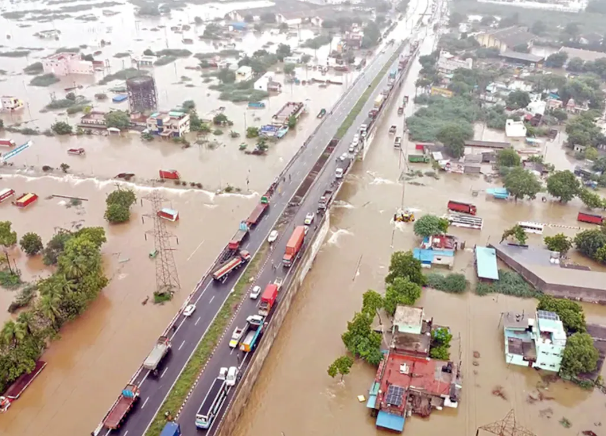 10 Dead As Heavy Rains Wreak Havoc In Tamil Nadu; Schools And Colleges ...