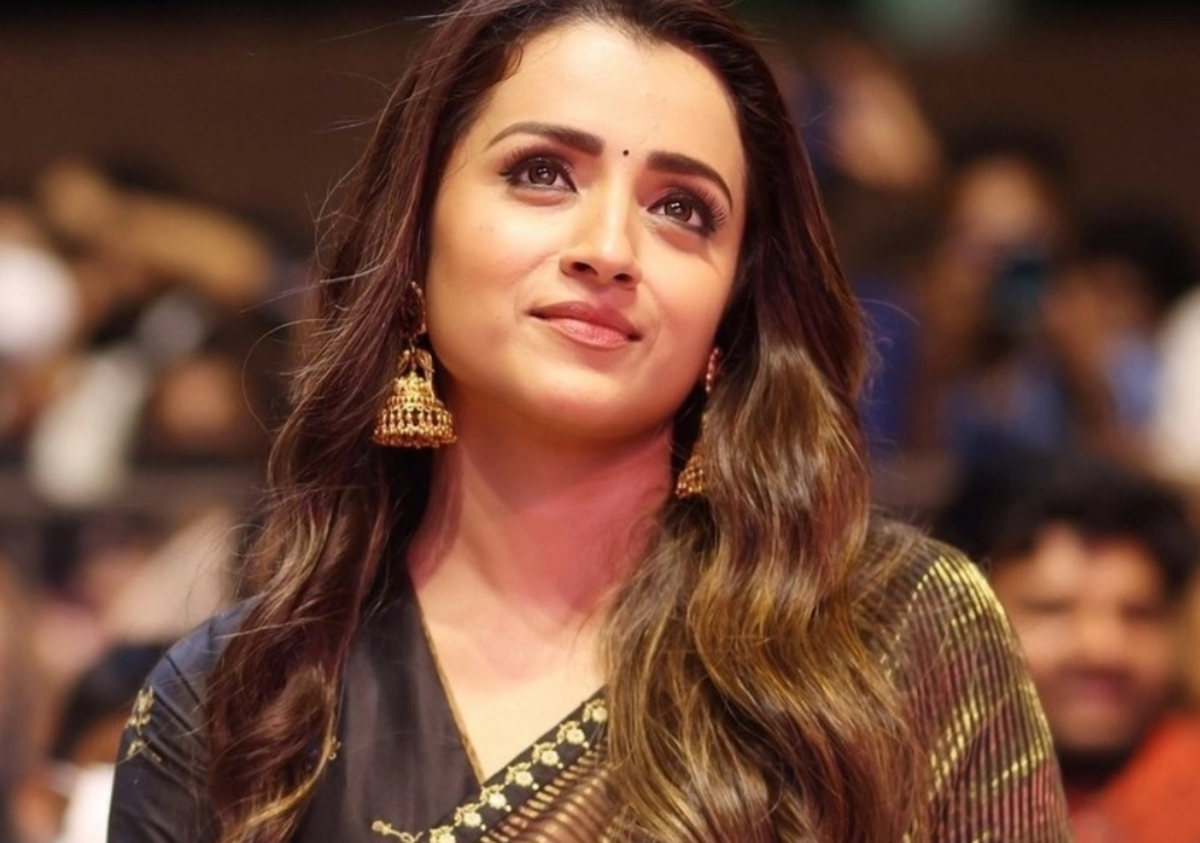 Trisha Krishnan Sends Defamation Notice To Ex-AIADMK Leader AV Raju ...