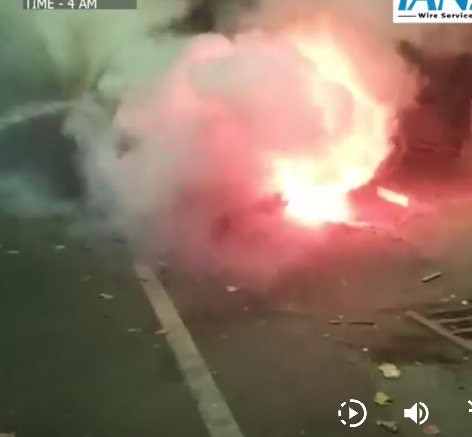 Car Catches Fire on Pune Road; Shocking Video Goes Viral - www ...