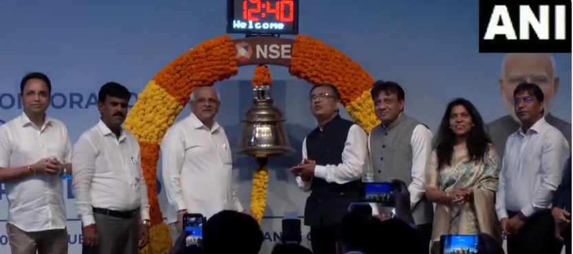 Gujarat CM Bhupendra Patel Attends Listing of Surat Municipal Corporation’s Green Municipal Bonds on National Stock Exchange