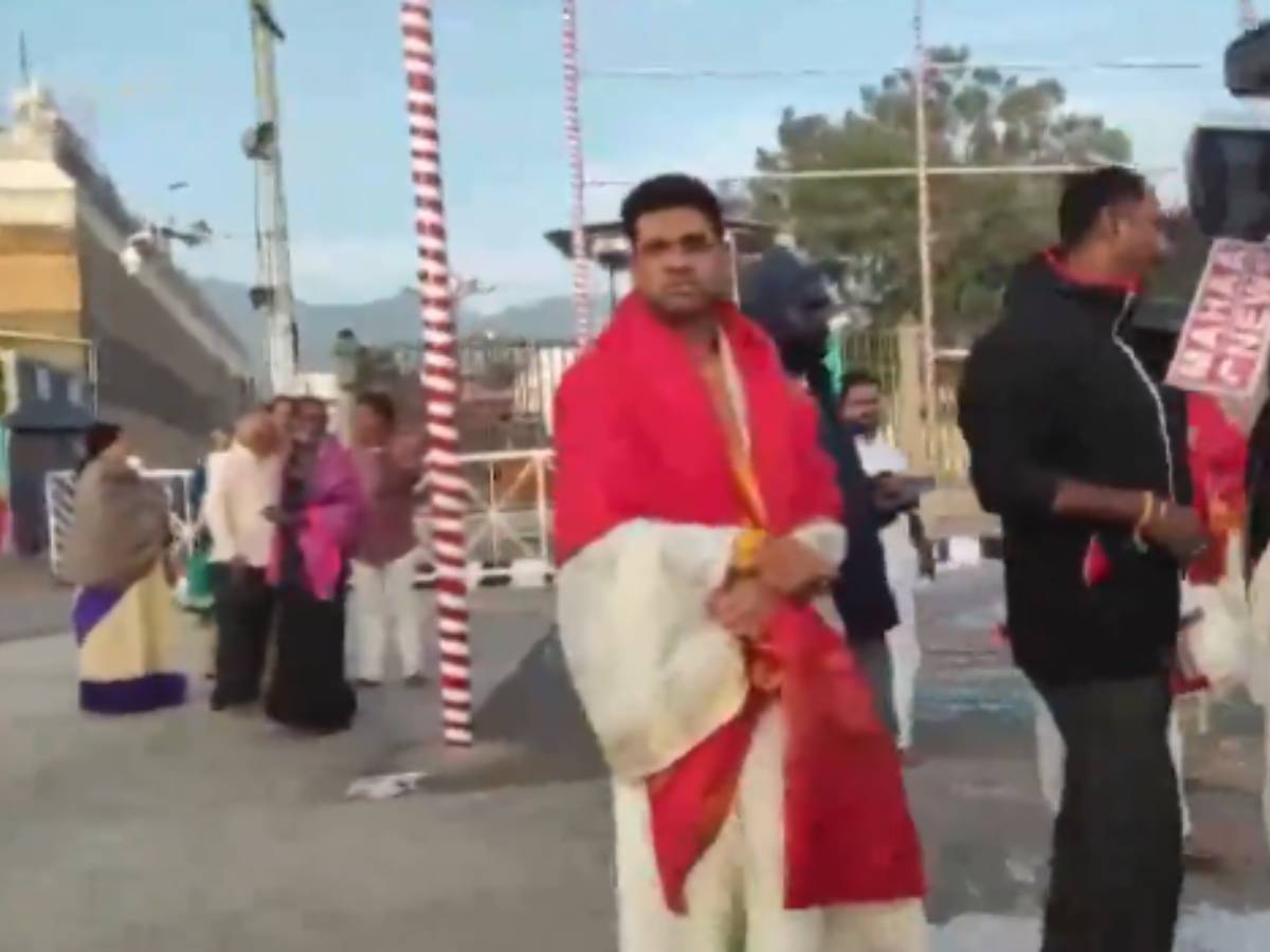 Shiv Sena MP Shrikant Shinde Visits Tirumala Temple Ahead of