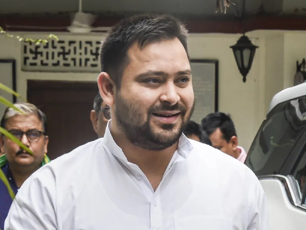 Lok Sabha Election 2024 Rjd Leader Tejashwi Yadav Releases ‘parivartan Patra’ Manifesto Ahead