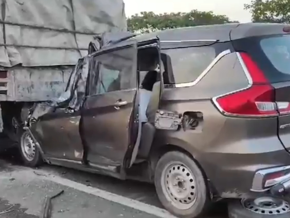 Telangana Road Accident: Six Killed, Four Injured in Nalgonda After Car ...