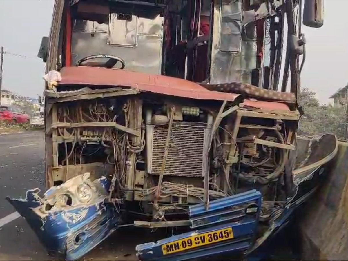 Thane Road Accident: Three Killed, 15 Injured as Auto-Rickshaw Collides ...