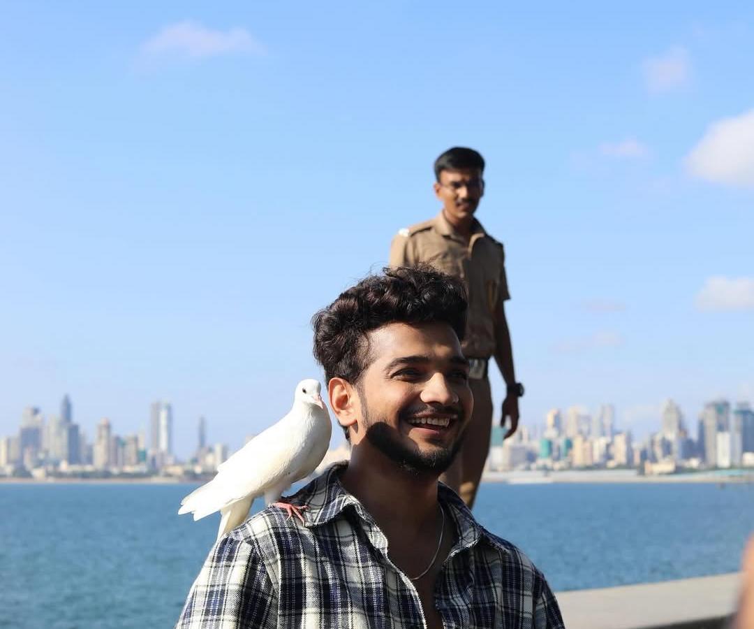 Munawar Faruqui Celebrates One Year of His Acting Debut First Copy