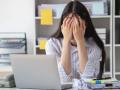 10 Signs Your Job Might Be Affecting Your Mental and Physical Health - Hindi News | 10 Signs Your Job Might Be Affecting Your Mental and Physical Health | Latest lifestyle News at Lokmattimes.com