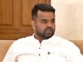 Prajwal Revanna Sex Scandal: Former MP Had 2,000 Obscene Pics and 40 Videos on Mobile Phone, Driver Makes Shocking Claims - Hindi News | Prajwal Revanna Sex Scandal: Former MP Had 2,000 Obscene Pics and 40 Videos on Mobile Phone, Driver Makes Shocking Claims | Latest national News at Lokmattimes.com