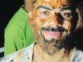 Virat Kohli gets birthday cake smashed on his face, as Anushka Sharma gives hubby a kiss - Hindi News | Virat Kohli gets birthday cake smashed on his face, as Anushka Sharma gives hubby a kiss | Latest cricket News at Lokmattimes.com
