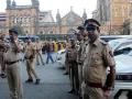 14,000 Cops to Guard Mumbai During Eid and Gudi Padwa Celebrations - Hindi News | 14,000 Cops to Guard Mumbai During Eid and Gudi Padwa Celebrations | Latest mumbai News at Lokmattimes.com