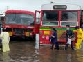 Mumbai Rain Updates: 28 Buses Break Down Due to Severe Waterlogging In City - Hindi News | Mumbai Rain Updates: 28 Buses Break Down Due to Severe Waterlogging In City | Latest mumbai News at Lokmattimes.com