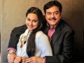 Sonakshi Sinha-Zaheer Iqbal Wedding: “I Will Be There”; Shatrughan Sinha Breaks Silence On Daughter's Wedding, Says ‘Khamosh’ to False Rumours - Hindi News | Sonakshi Sinha-Zaheer Iqbal Wedding: “I Will Be There”; Shatrughan Sinha Breaks Silence On Daughter's Wedding, Says ‘Khamosh’ to False Rumours | Latest entertainment News at Lokmattimes.com