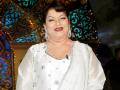 Saroj Khan tests negative for COVID-19, under observation for breathing issues - Hindi News | Saroj Khan tests negative for COVID-19, under observation for breathing issues | Latest entertainment News at Lokmattimes.com