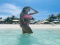 Disha Patani sizzles in pink bikini as actress flaunts her svelte figure - Hindi News | Disha Patani sizzles in pink bikini as actress flaunts her svelte figure | Latest entertainment News at Lokmattimes.com