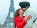 Neha Kakkar, Rohanpreet Singh share a steamy kiss in front of Eiffel Tower - Hindi News | Neha Kakkar, Rohanpreet Singh share a steamy kiss in front of Eiffel Tower | Latest entertainment News at Lokmattimes.com