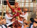 Savarkar Gaurav Yatra celebrates Swatantryaveer Savarkar's legacy, draws criticism from political opponents - Hindi News | Savarkar Gaurav Yatra celebrates Swatantryaveer Savarkar's legacy, draws criticism from political opponents | Latest maharashtra News at Lokmattimes.com