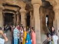 Tourist Throngs Flood Elephanta Island: Numbers Triple During Holiday Season - Hindi News | Tourist Throngs Flood Elephanta Island: Numbers Triple During Holiday Season | Latest maharashtra News at Lokmattimes.com