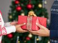 Christmas 2023: 5 Budget Friendly Secret Santa Gift Ideas for Men's - Hindi News | Christmas 2023: 5 Budget Friendly Secret Santa Gift Ideas for Men's | Latest lifestyle Photos at Lokmattimes.com
