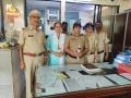 International Women's Day 2024: Kopri Police Station in Thane Marks Women's Day; Urges Vigilance Against Chain Snatchers - Hindi News | International Women's Day 2024: Kopri Police Station in Thane Marks Women's Day; Urges Vigilance Against Chain Snatchers | Latest maharashtra News at Lokmattimes.com