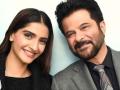 Sonam loses her cool after false reports of Anil Kapoor testing positive for Covid-19 goes viral - Hindi News | Sonam loses her cool after false reports of Anil Kapoor testing positive for Covid-19 goes viral | Latest entertainment News at Lokmattimes.com